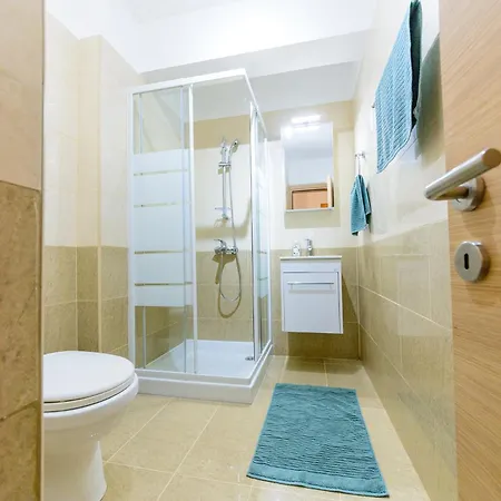 Thea Court 1 - B Apartment Paralimni
